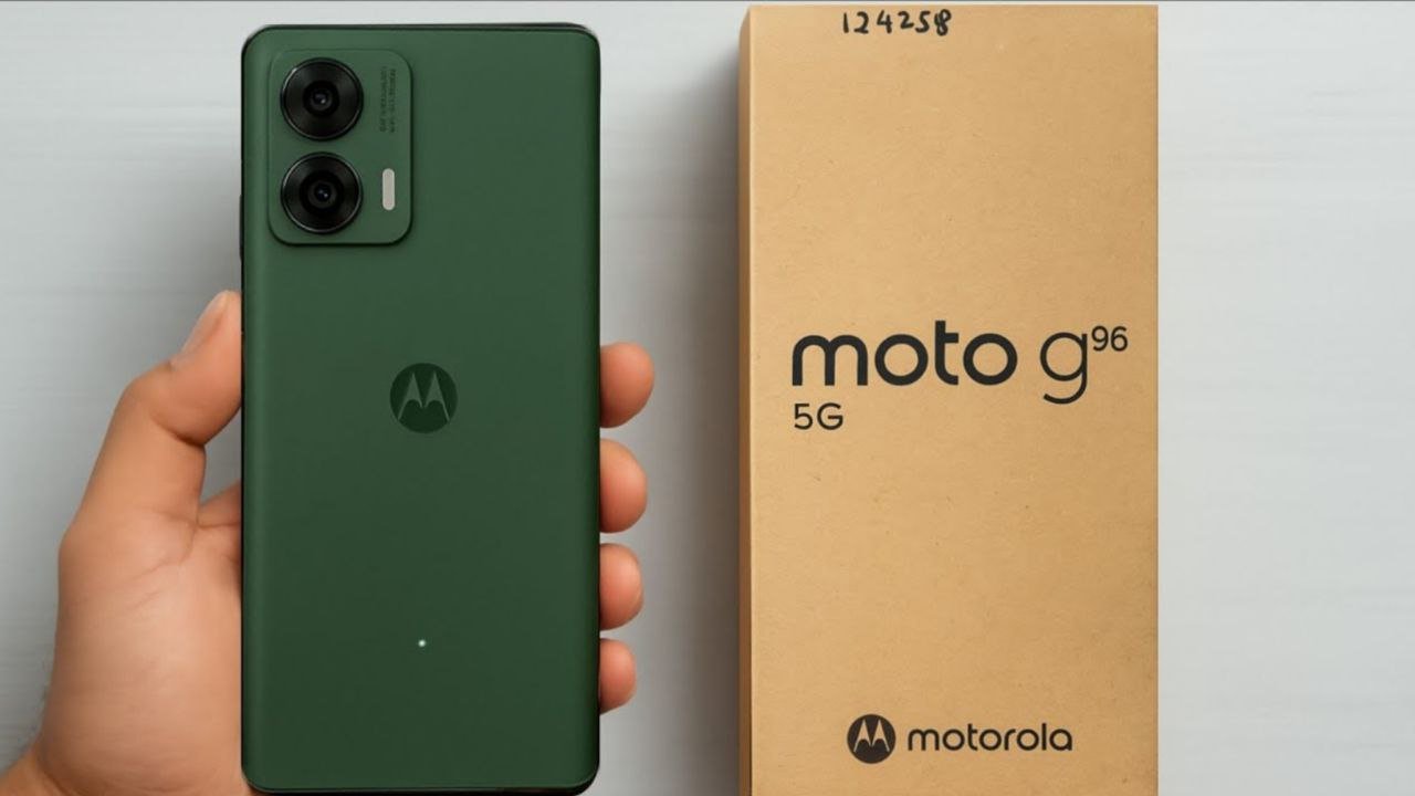 ₹15000 से कम कीमत में घर लाएं Motorola G96 5G smartphone मिलेंगे कई ai फीचर्स और 5500mah की पावरफुल बैटरी